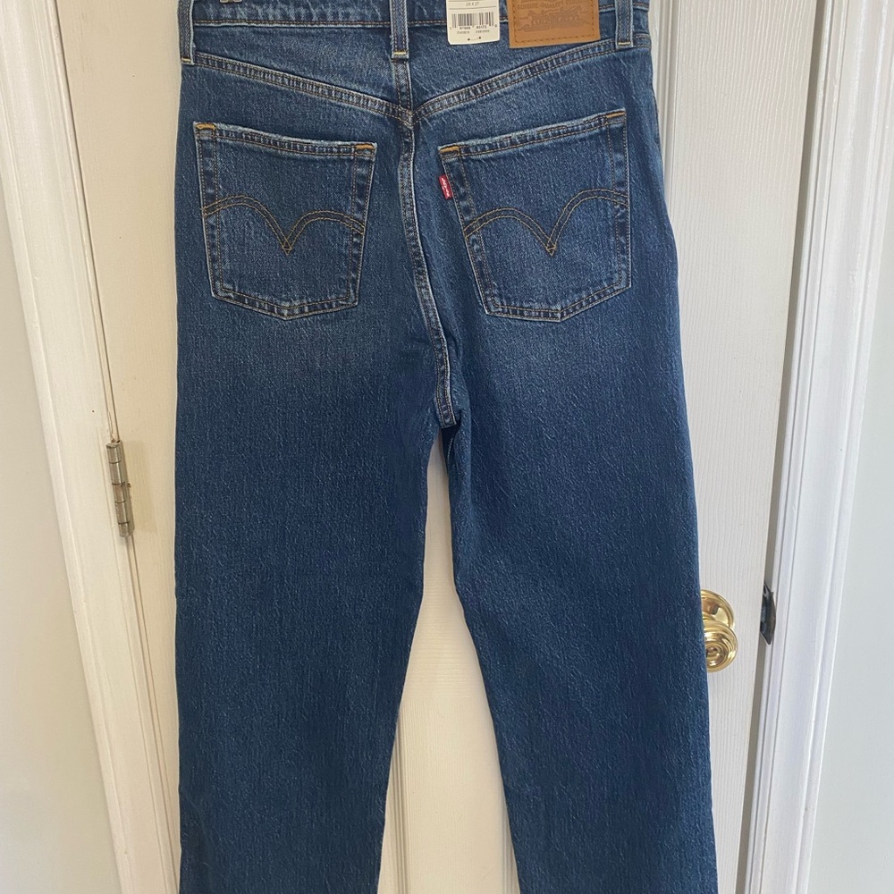 NWT Levi’s Ribcage High-Rise Jeans – Women’s New With Tags - Picture 2 of 5